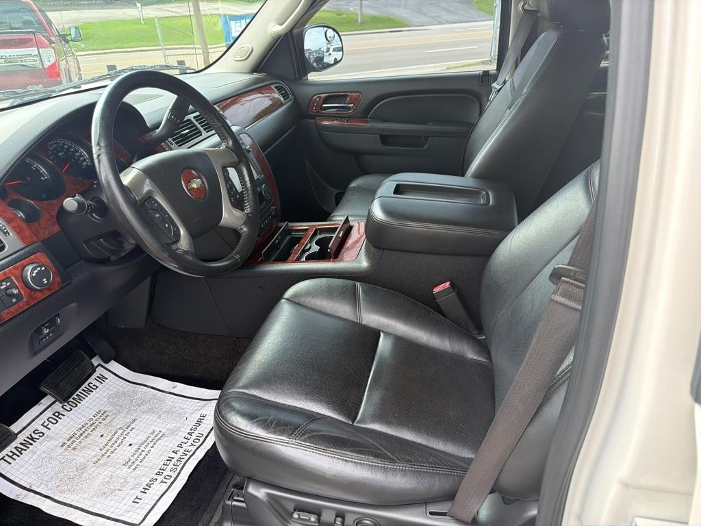 Chevrolet Avalanche LTZ 4WD 2013