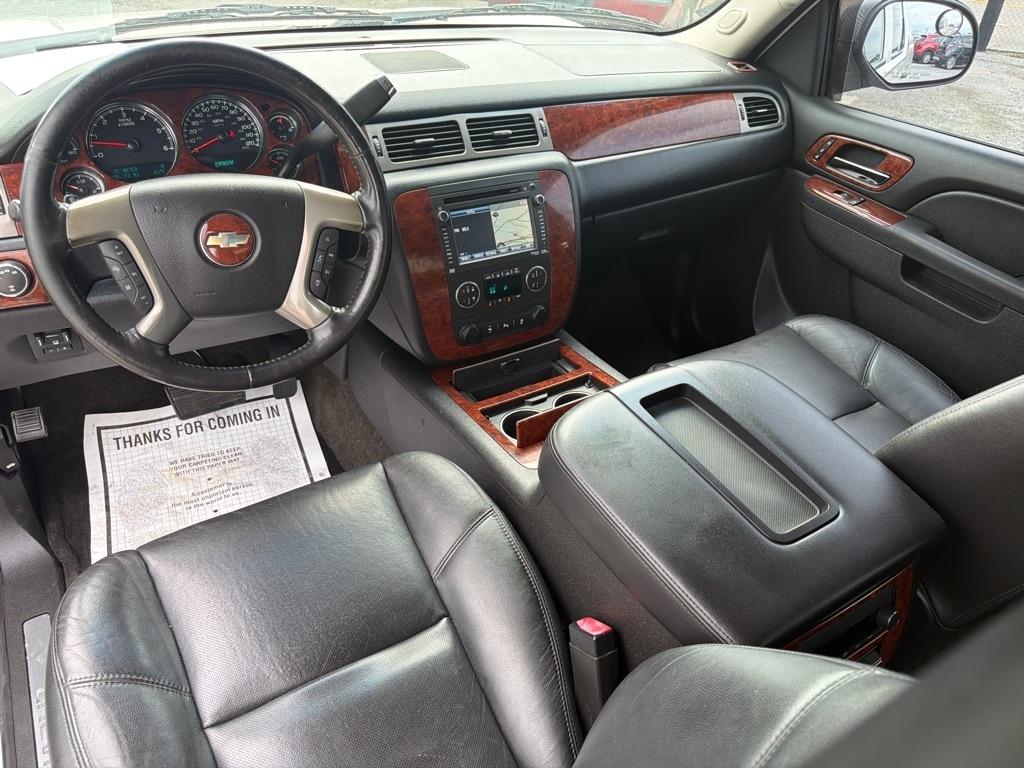 Chevrolet Avalanche LTZ 4WD 2013