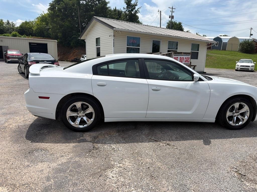 Dodge Charger SE 2014