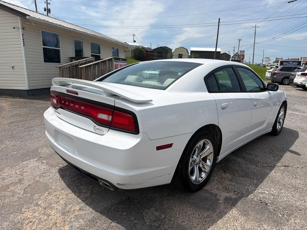 Dodge Charger SE 2014