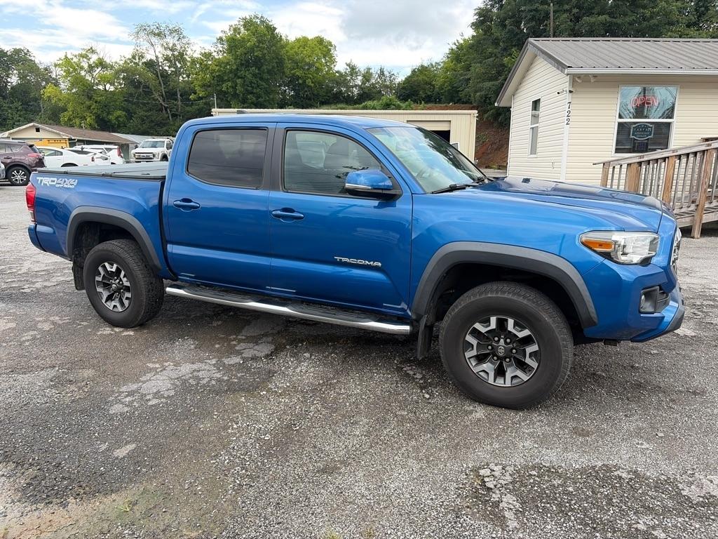 Toyota Tacoma SR5 Double Cab Long Bed V6 6AT 4WD 2016