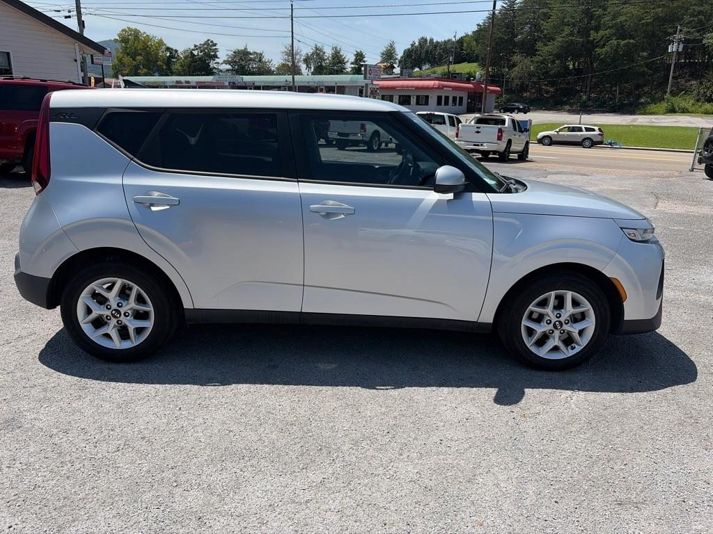 Kia Soul LX CVT 2020