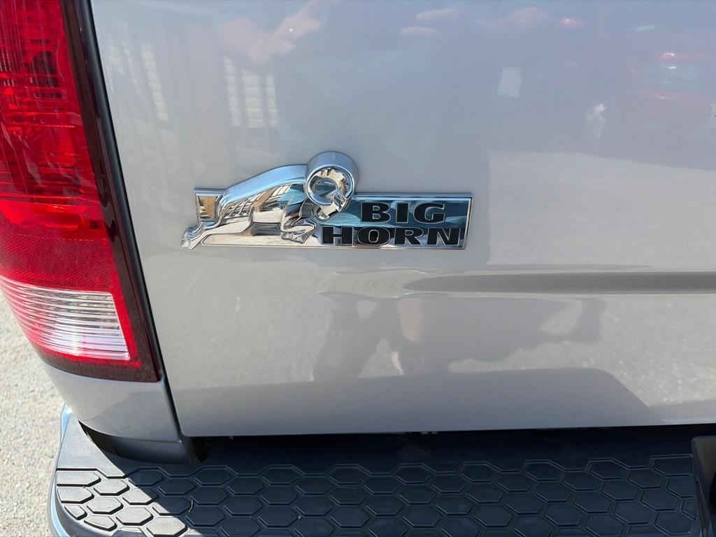 RAM 1500 SLT Quad Cab 4WD 2018