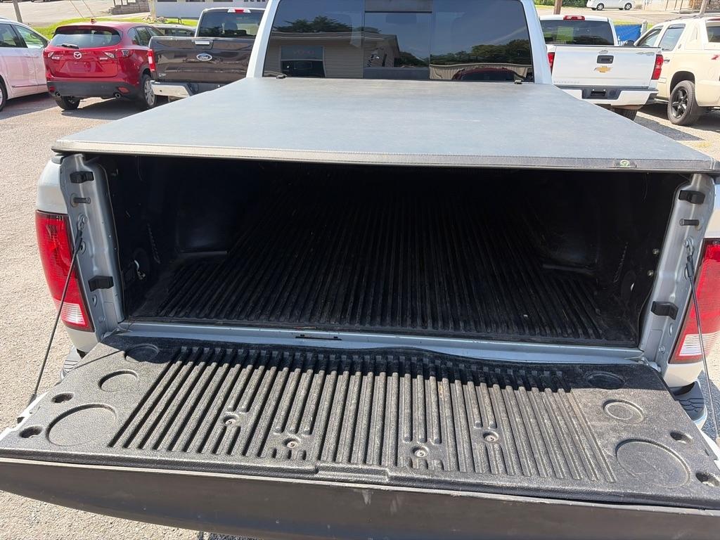 RAM 1500 SLT Quad Cab 4WD 2018