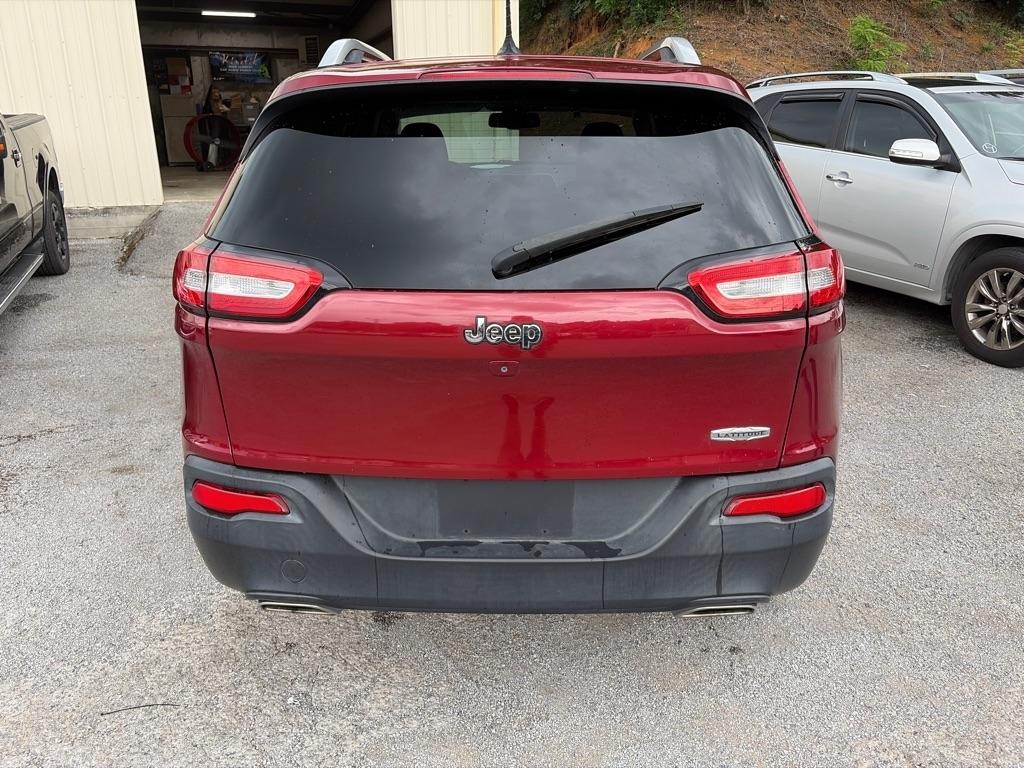 Jeep Cherokee Latitude 4WD 2015