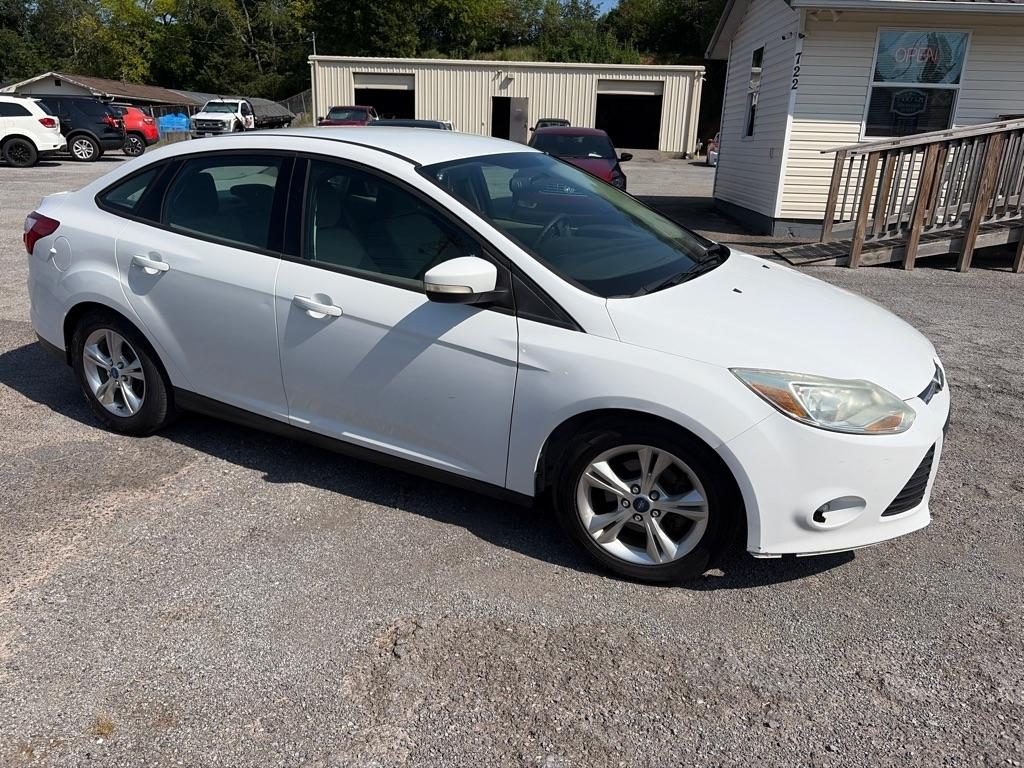 Ford Focus SE Sedan 2014