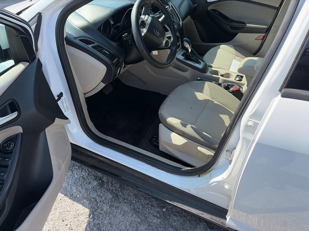 Ford Focus SE Sedan 2014