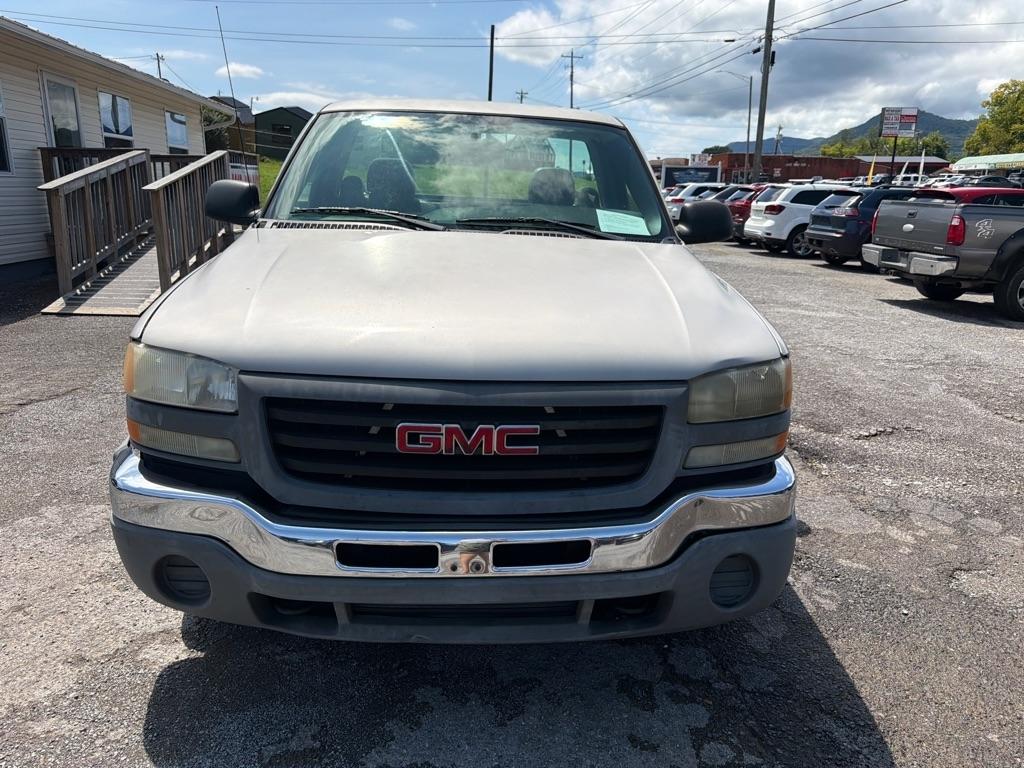 GMC Sierra 1500 Work Truck 2WD 2006