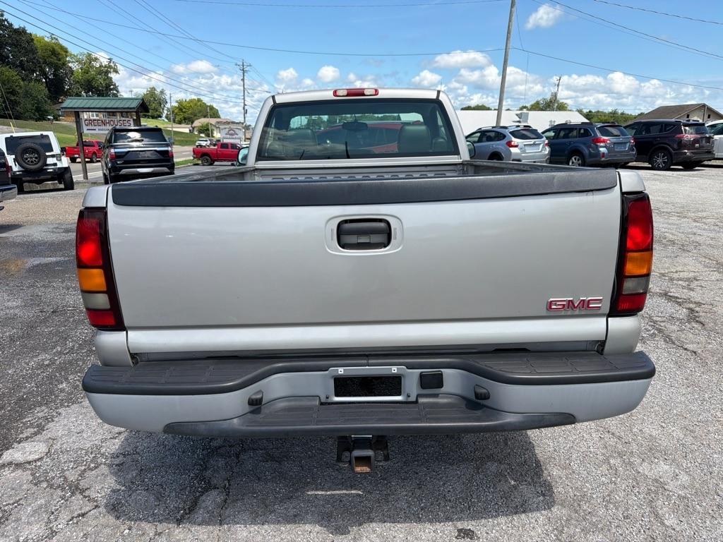 GMC Sierra 1500 Work Truck 2WD 2006