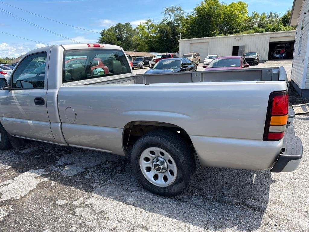 GMC Sierra 1500 Work Truck 2WD 2006