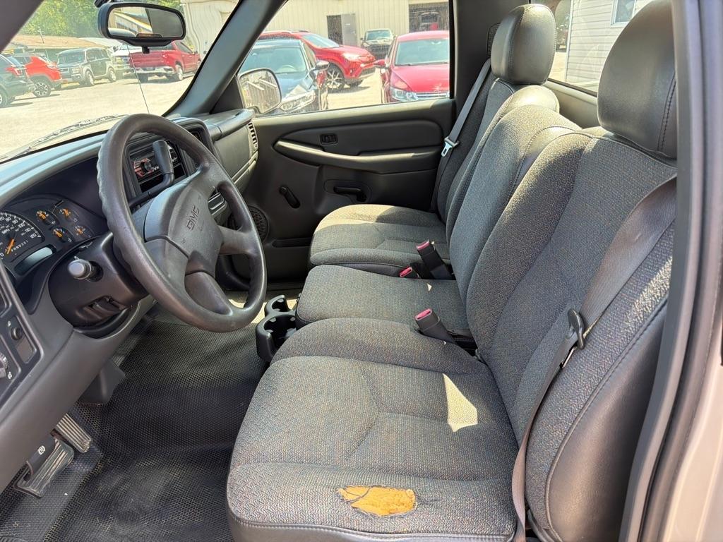 GMC Sierra 1500 Work Truck 2WD 2006