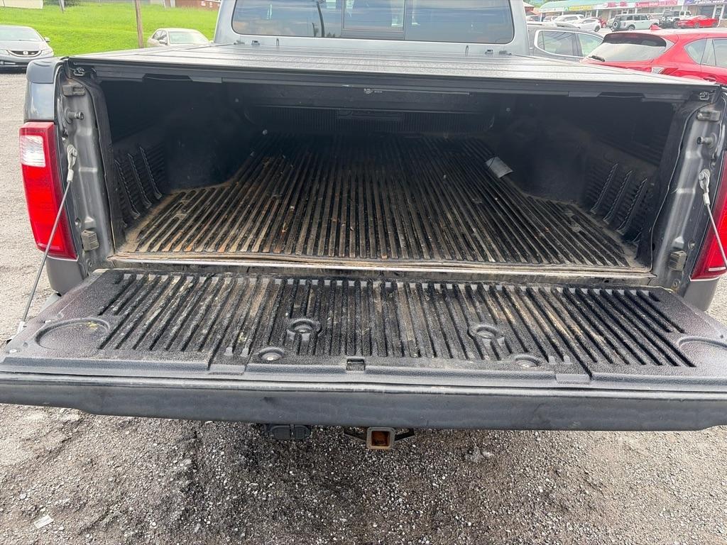 Ford F-250 SD XL Crew Cab 4WD 2012
