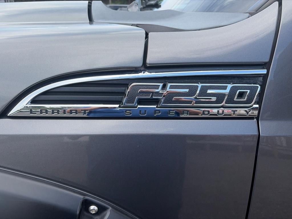 Ford F-250 SD XL Crew Cab 4WD 2012