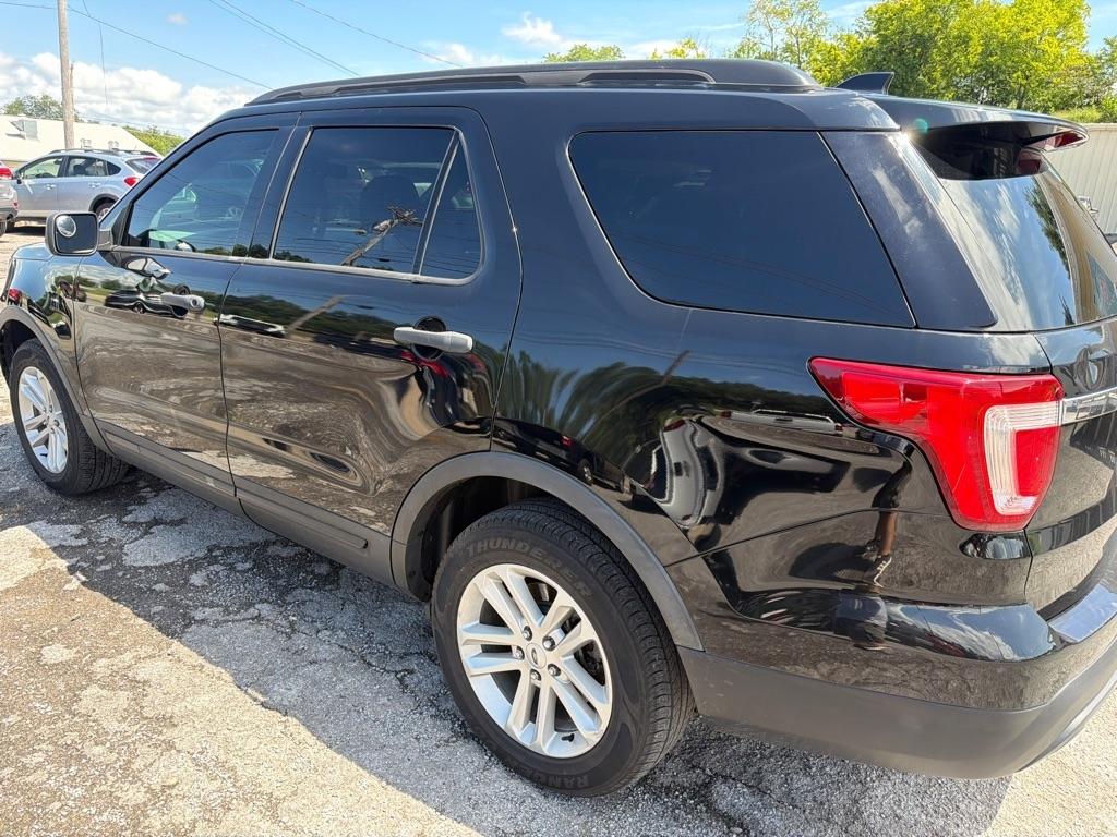 Ford Explorer Base 4WD 2017