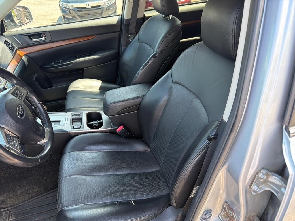 Subaru Outback 2.5i Limited 2014