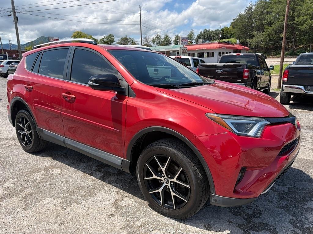 Toyota RAV4 SE 4WD 2017