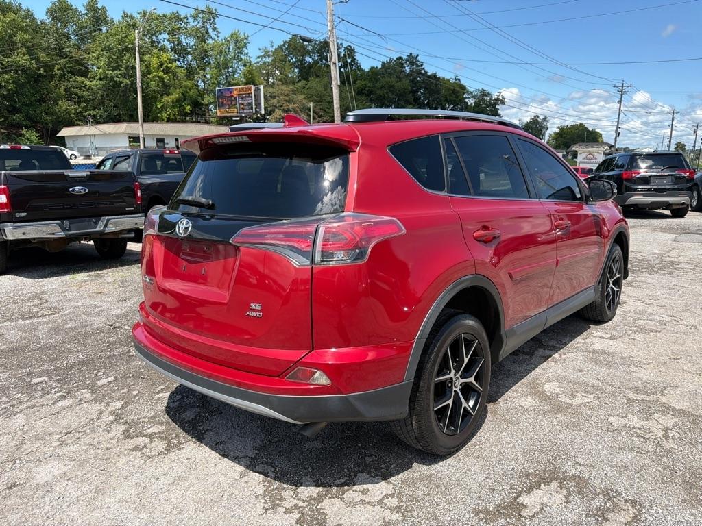 Toyota RAV4 SE 4WD 2017