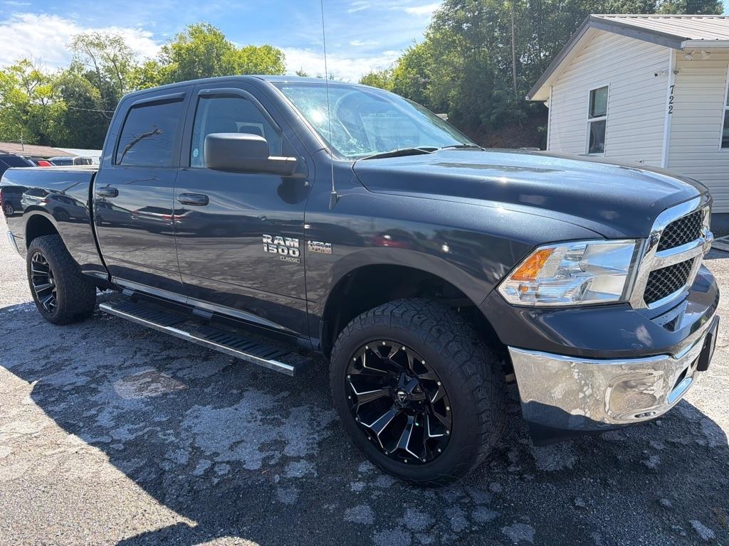 RAM 1500 Classic Tradesman Crew Cab LWB 4WD 2020