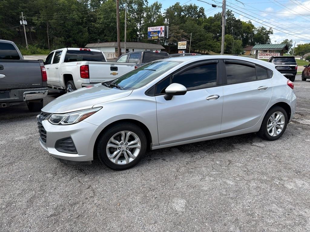 Chevrolet Cruze LS Hatchback 2019