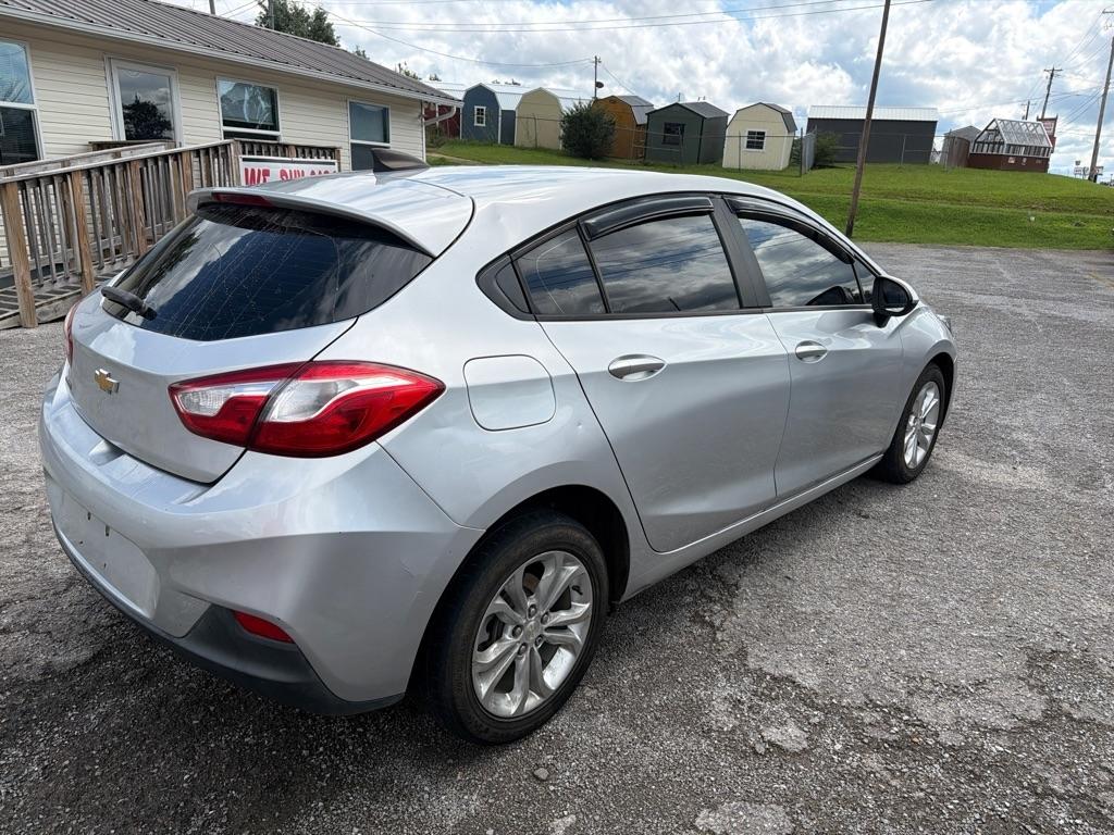 Chevrolet Cruze LS Hatchback 2019