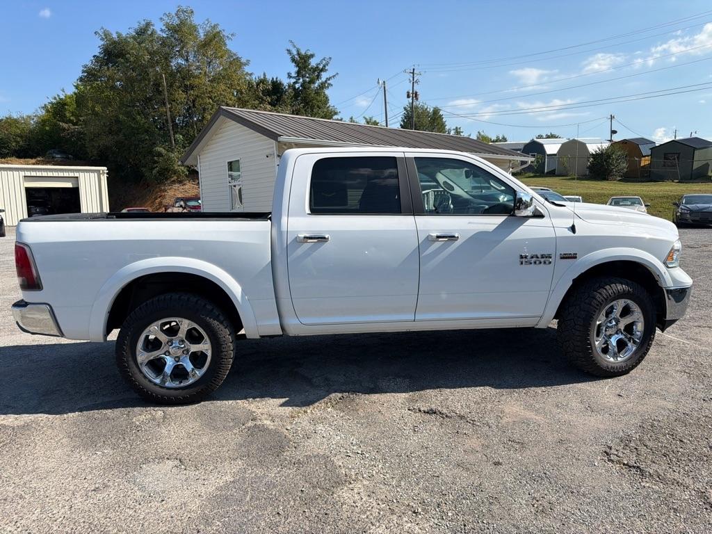 RAM 1500 Laramie Crew Cab SWB 4WD 2017