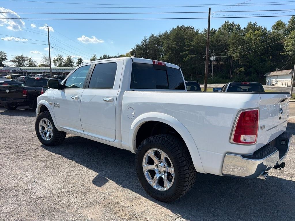 RAM 1500 Laramie Crew Cab SWB 4WD 2017