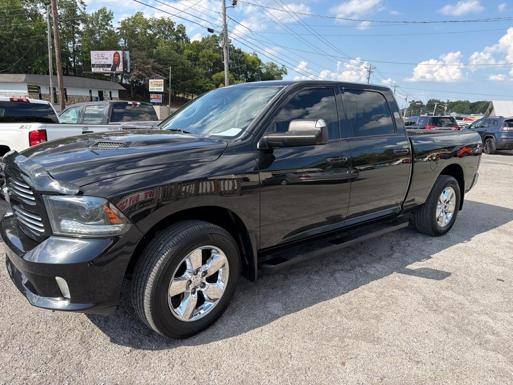 RAM 1500 Sport Crew Cab LWB 4WD 2015
