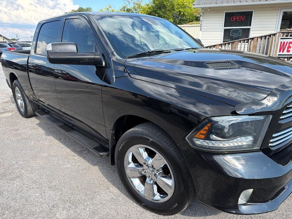 RAM 1500 Sport Crew Cab LWB 4WD 2015