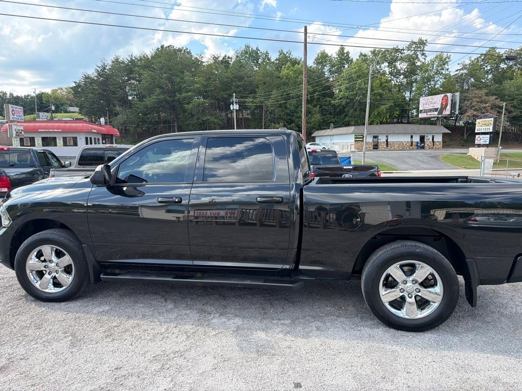 RAM 1500 Sport Crew Cab LWB 4WD 2015