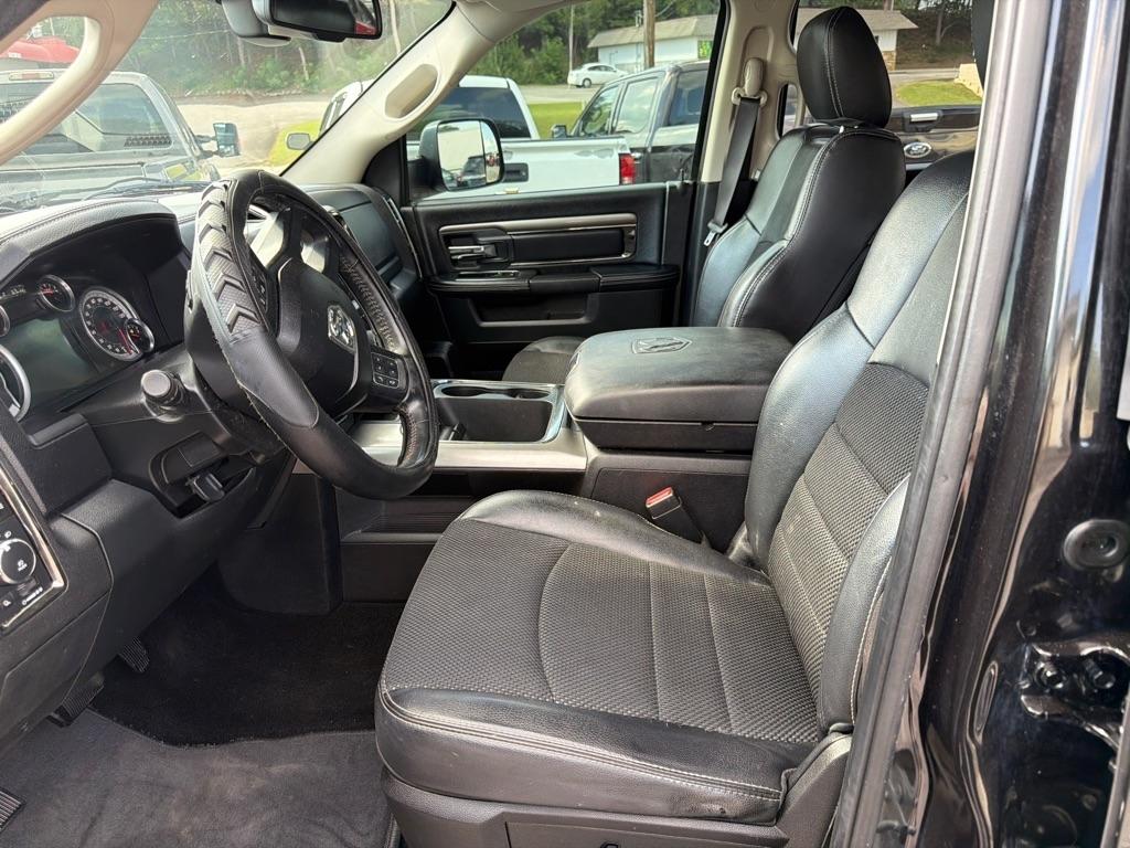 RAM 1500 Sport Crew Cab LWB 4WD 2015