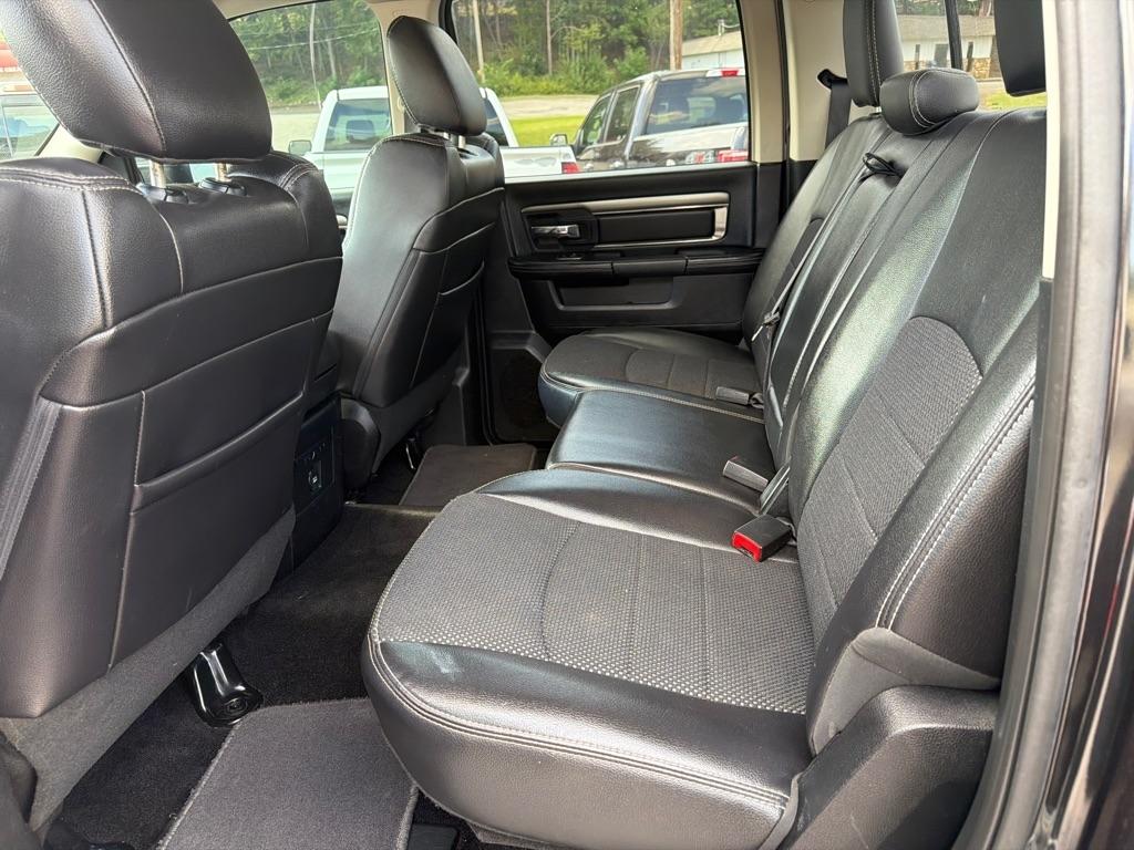 RAM 1500 Sport Crew Cab LWB 4WD 2015
