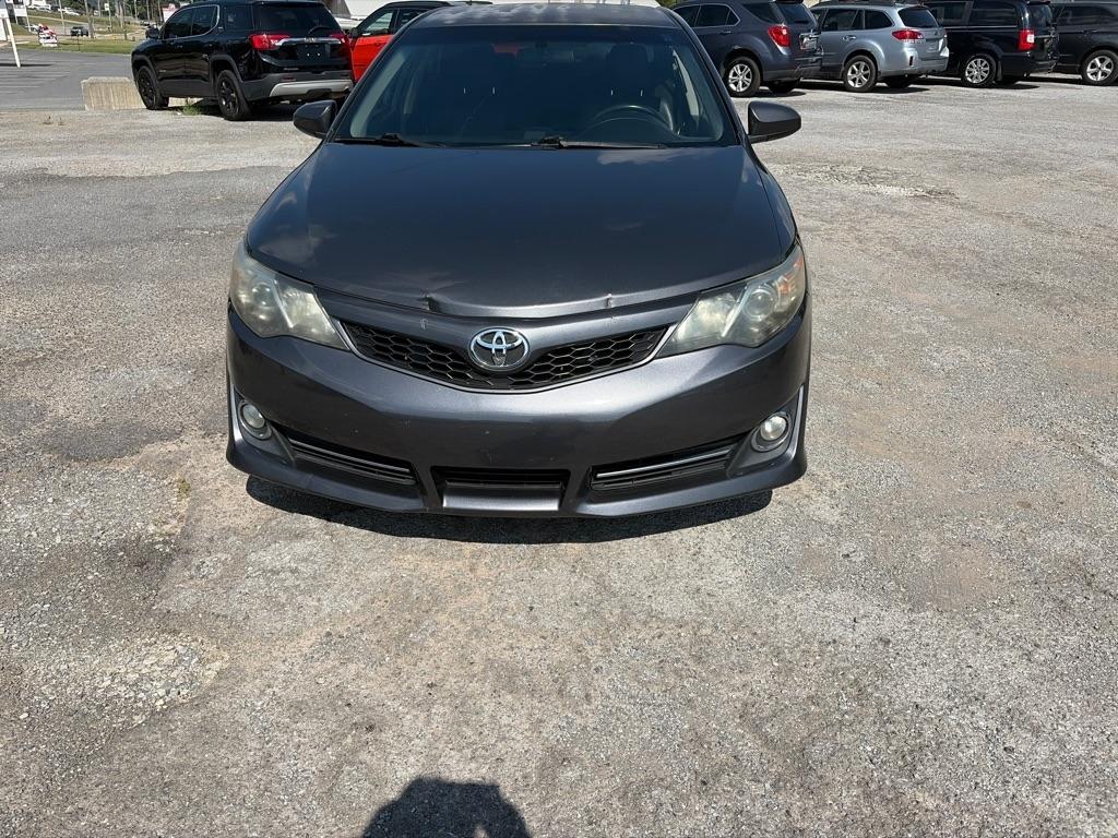 Toyota Camry L 2012