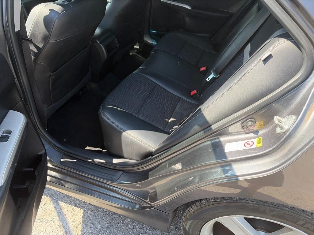 Toyota Camry L 2012