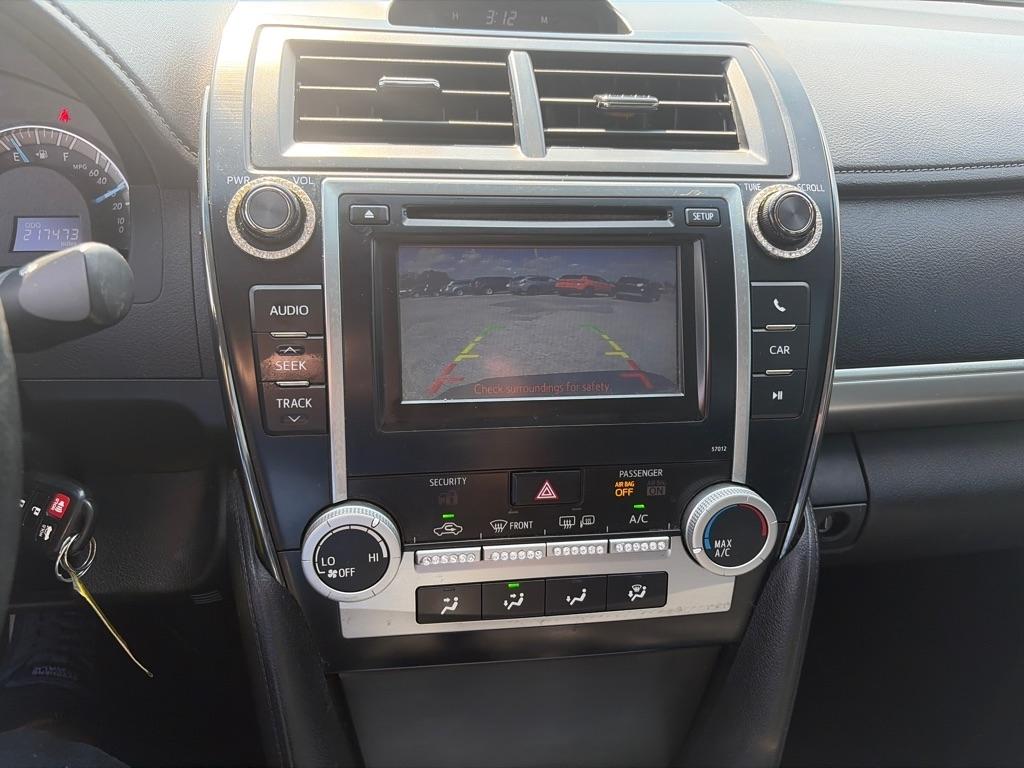 Toyota Camry L 2012