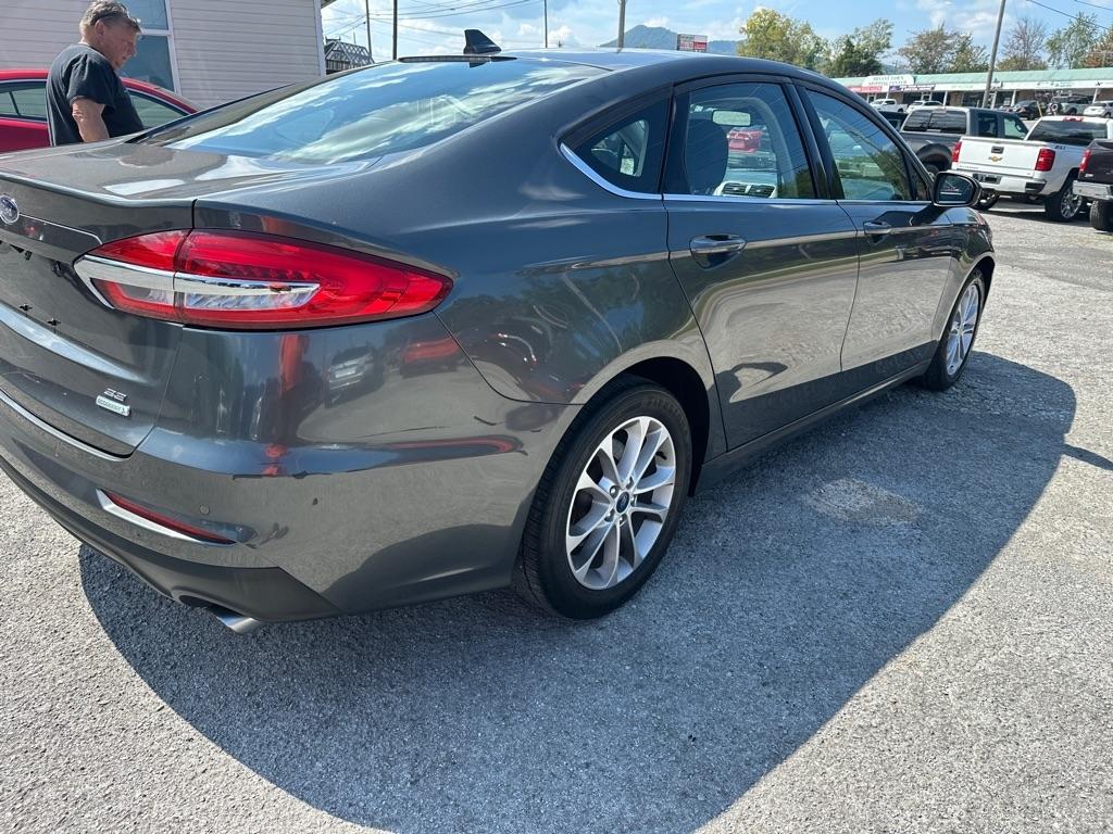 Ford Fusion SE 2020