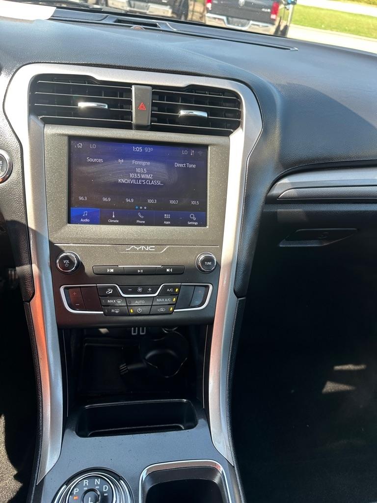 Ford Fusion SE 2020