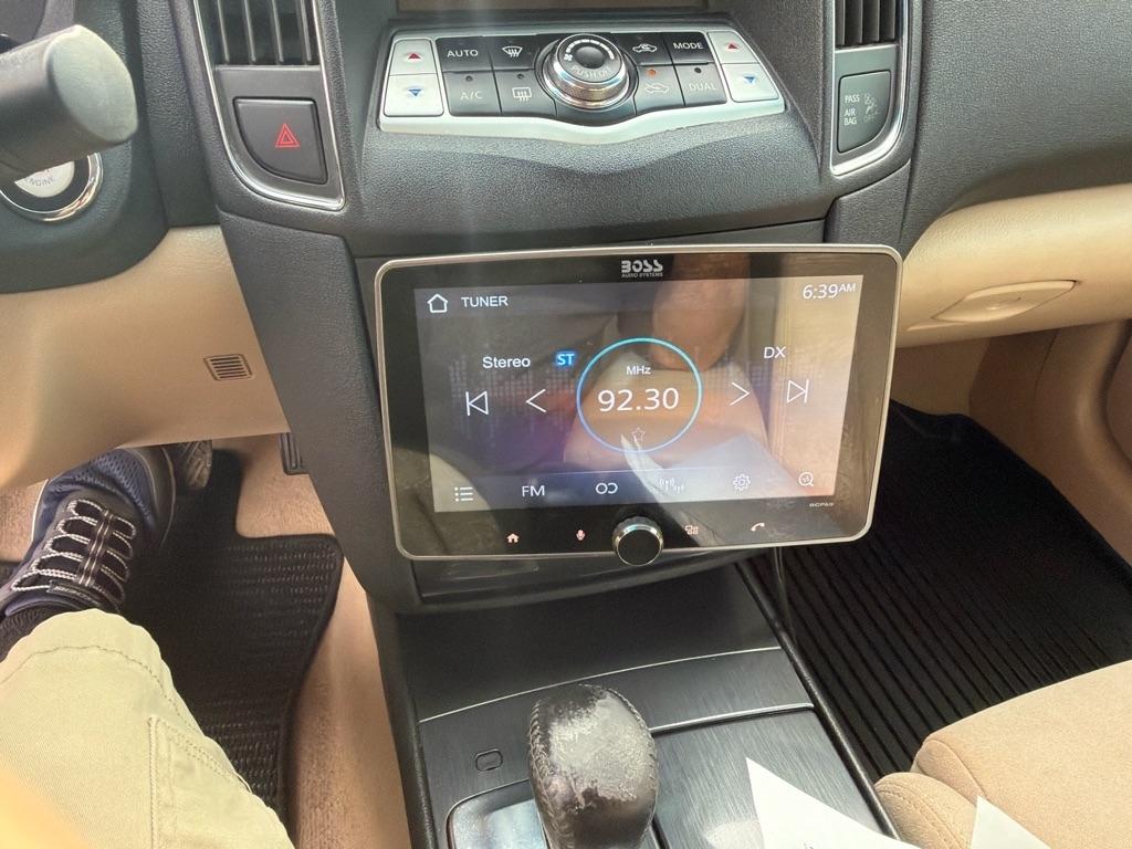 Nissan Maxima S 2013