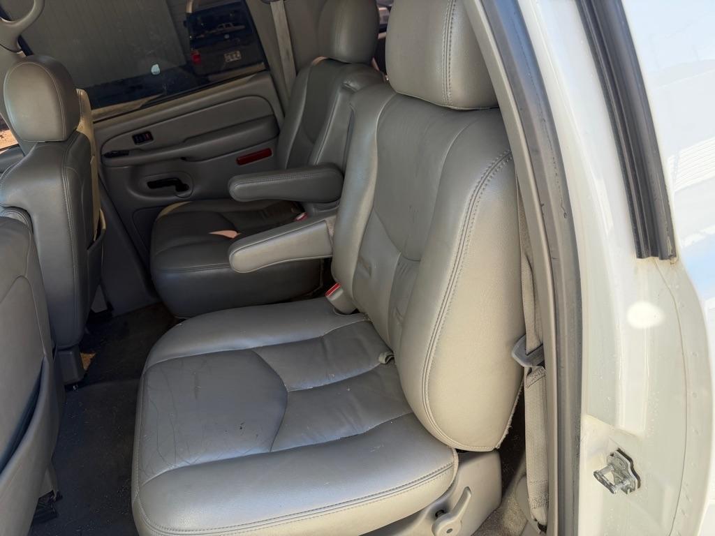 GMC Yukon XL 1500 4WD 2004