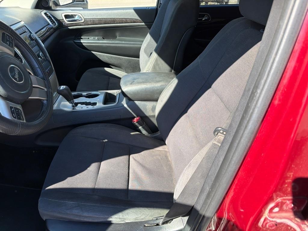 Jeep Grand Cherokee Laredo 4WD 2012