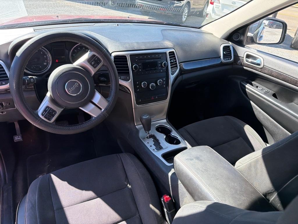 Jeep Grand Cherokee Laredo 4WD 2012