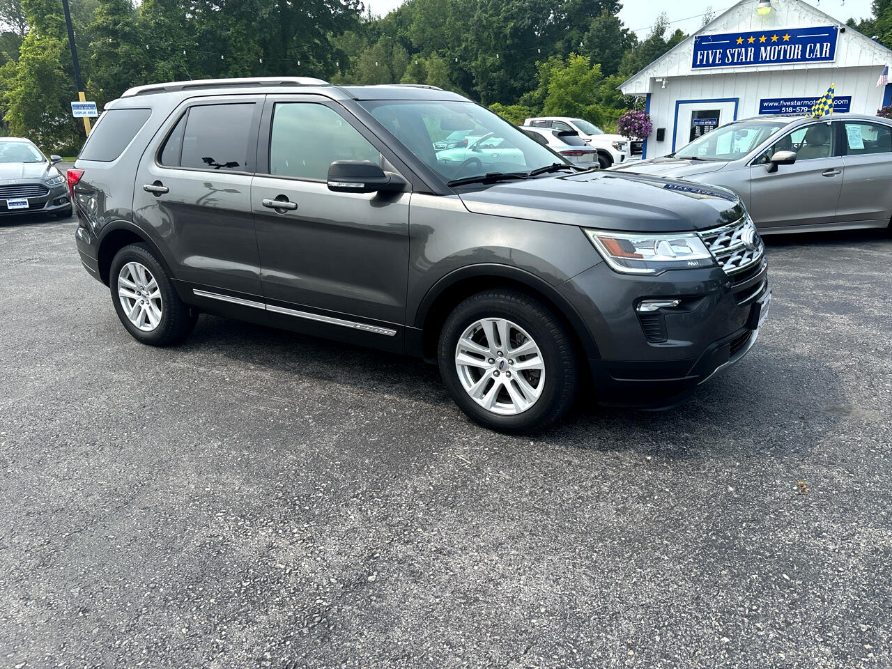 Ford Explorer XLT 4-Door AWD 2019 Ford Explorer XLT 4-Door AWD 2019