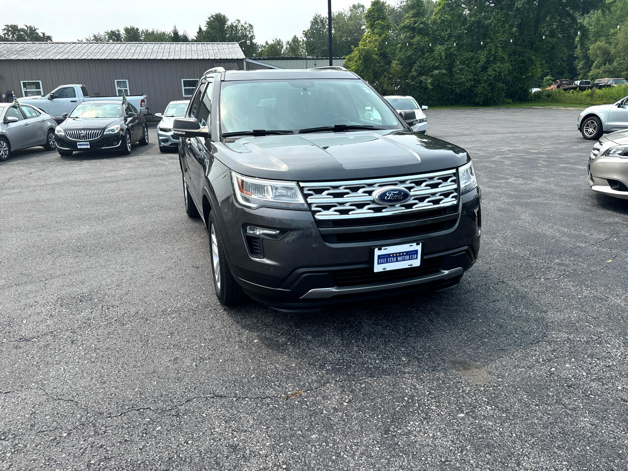 Ford Explorer XLT 4-Door AWD 2019 Ford Explorer XLT 4-Door AWD 2019