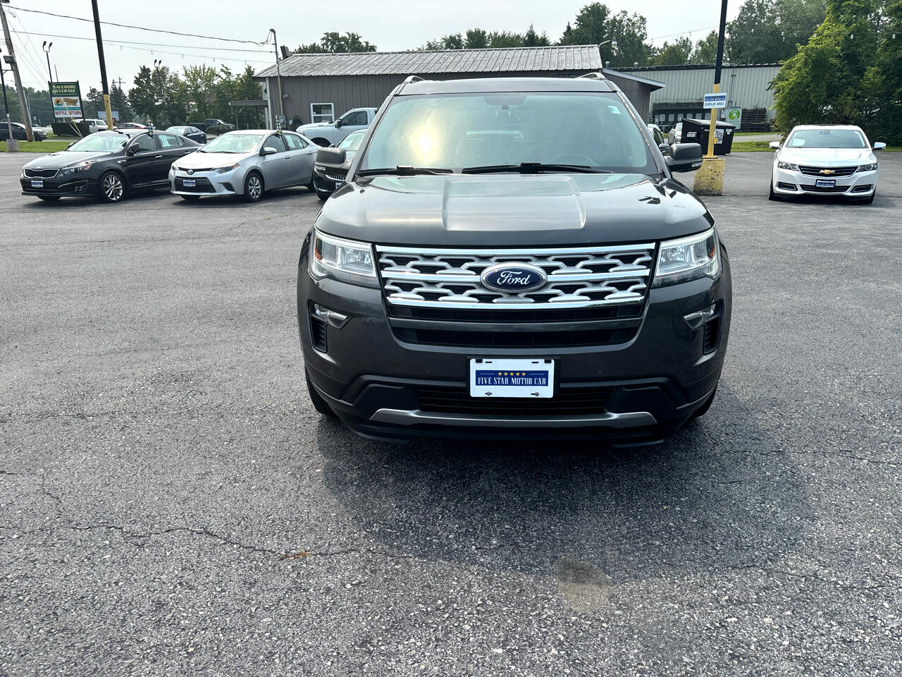 Ford Explorer XLT 4-Door AWD 2019 Ford Explorer XLT 4-Door AWD 2019