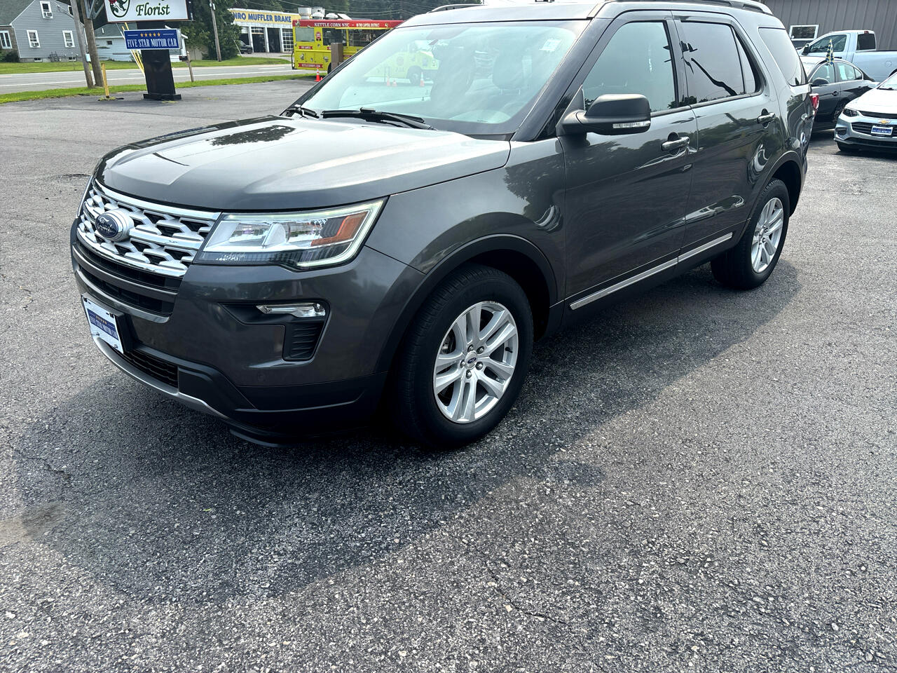 Ford Explorer XLT 4-Door AWD 2019 Ford Explorer XLT 4-Door AWD 2019