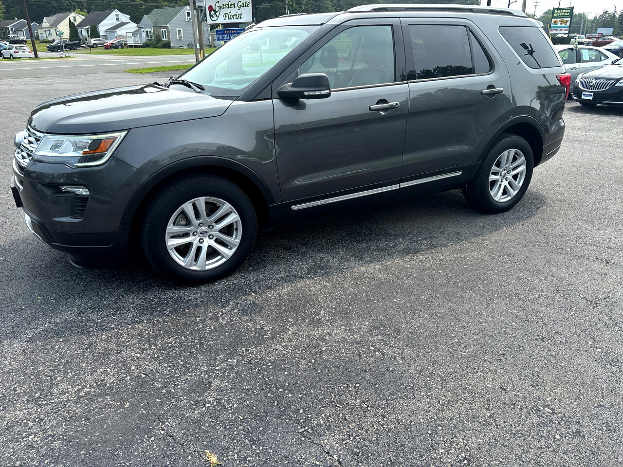 Ford Explorer XLT 4-Door AWD 2019 Ford Explorer XLT 4-Door AWD 2019