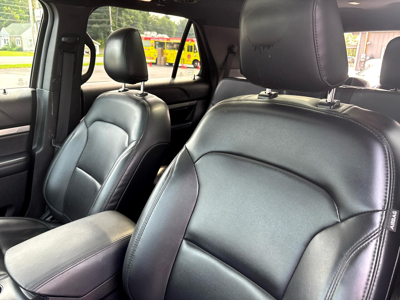 Ford Explorer XLT 4-Door AWD 2019 Ford Explorer XLT 4-Door AWD 2019