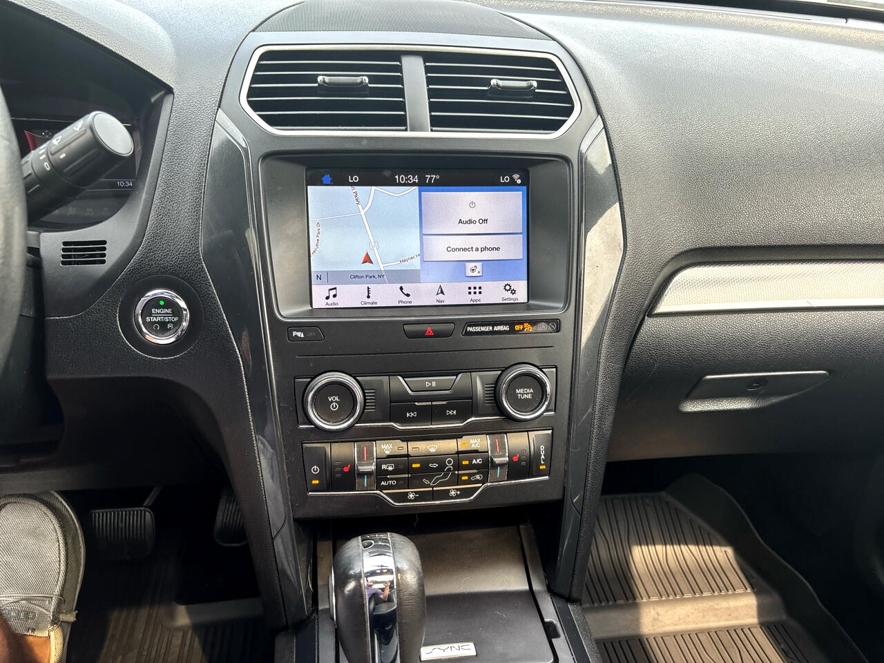 Ford Explorer XLT 4-Door AWD 2019 Ford Explorer XLT 4-Door AWD 2019