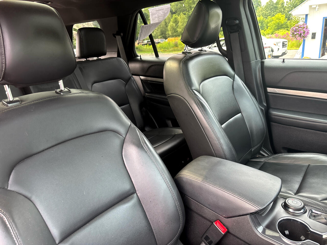 Ford Explorer XLT 4-Door AWD 2019 Ford Explorer XLT 4-Door AWD 2019