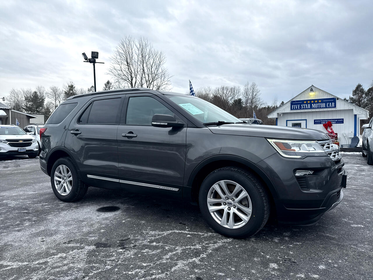 Ford Explorer XLT 4-Door AWD 2019