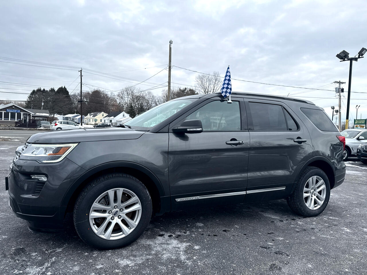 Ford Explorer XLT 4-Door AWD 2019